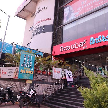 Sri Sai Ram Suites Bangalore Exterior foto